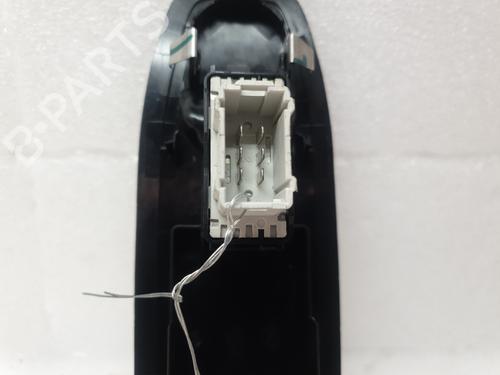 Used Right front window switch Right front window switch PEUGEOT 208 I (CA_, CC_) 1.6 HDi / BlueHDi 75 (75 hp) 32254819 32254819