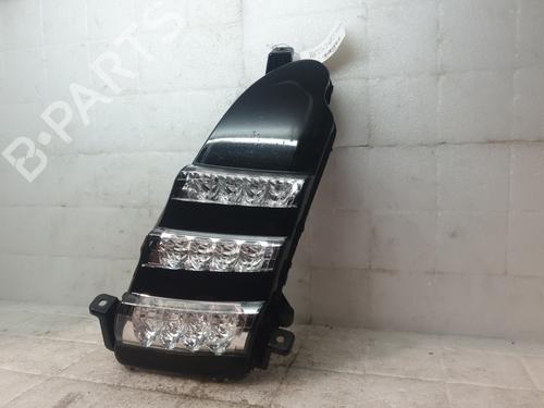 Used Right daytime light Right daytime light PEUGEOT 508 SW I (8E_) 2.0 HDi RXH Hybrid4 (200 hp) 32088871 32088871
