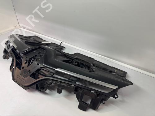 grille-renault-clio-iv-bh_-2012-2013-2014-2015-2016-2017-2018-2019-2020-2021-36057093 main image