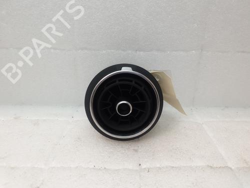 air-vent-audi-q2-gab-gag-2016-32364688 main image