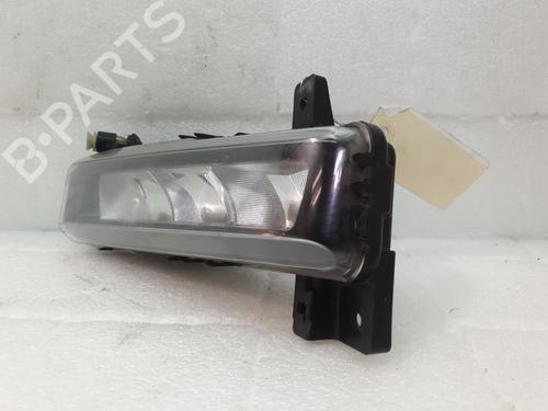 right-front-fog-light-bmw-2-gran-tourer-f46-2014-27489811 main image