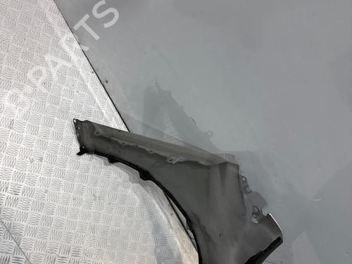 left-front-fenders-toyota-corolla-estate-_e21_-2019-39397079 main image