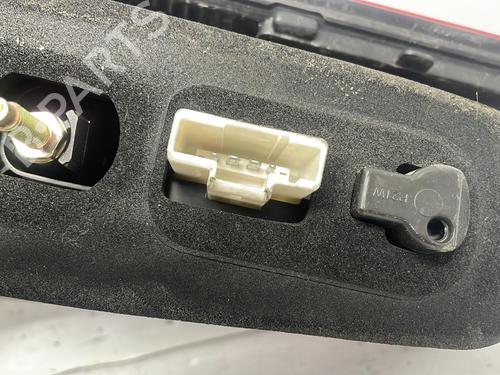 Used Right tailgate light Right tailgate light CITROËN C5 II (RC_) 2.2 HDi (RC4HXE) (133 hp) 20372324 20372324