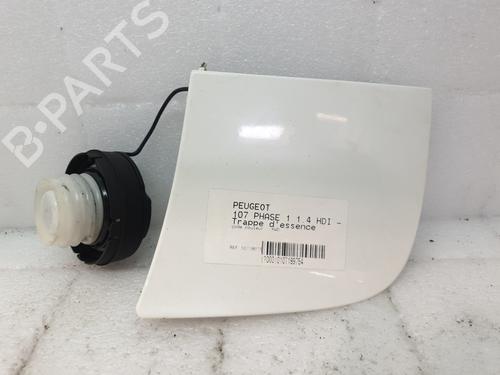 Used Fuel flap PEUGEOT 107 (PM_, PN_) 1.4 HDi (54 hp) 26673467