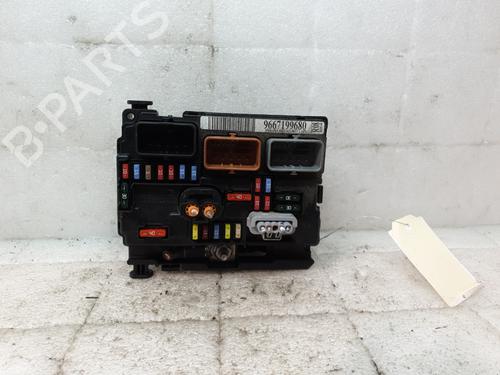 Used Fuse box CITROËN DS3 (SA_) 1.6 THP 155 (156 hp) 29822167
