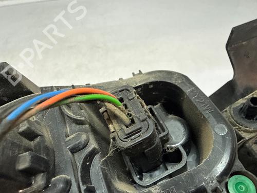 right-taillight-renault-clio-iv-bh_-2012-2013-2014-2015-2016-2017-2018-2019-2020-2021-38518596 main image
