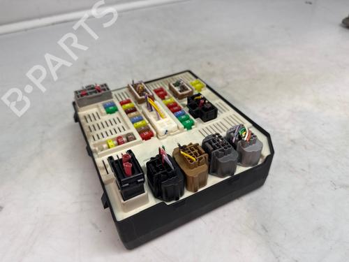 Fuse box RENAULT MEGANE III Hatchback (BZ0/1_, B3_) 1.5 dCi (BZ09, BZ0D, BZ1W, BZ29, BZ14) | BP40493709E1 - Image 2
