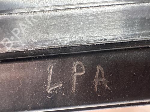 Used Fuse box Fuse box 38089872 38089872