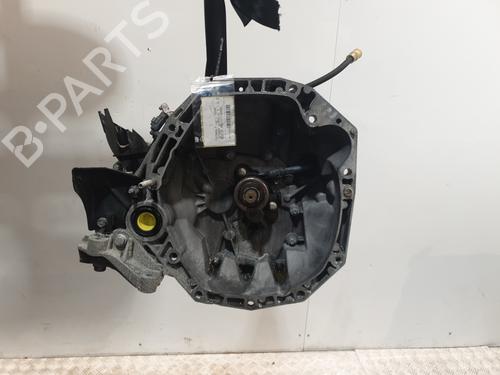 Getriebe für RENAULT TWINGO II (CN0_) 1.5 dCi (CN0E) (64 hp) 30061133
