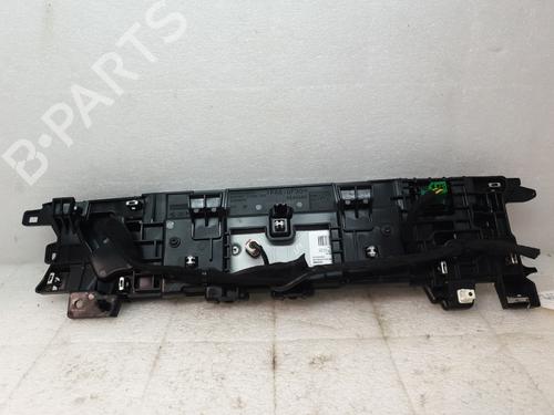 display-monitor-ds-ds-4-ii-fr_-fb_-f3_-puretech-130-9839237080-2021-21043013 main image