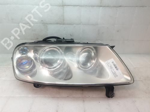 Lyskaster høyre VW TOUAREG (7LA, 7L6, 7L7) 5.0 V10 TDI (313 hp) 30488254