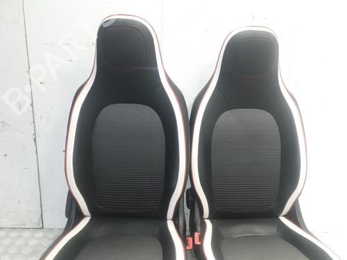 Used Seats set Seats set RENAULT TWINGO III (BCM_, BCA_) 0.9 TCe 90 (BCM9, BCM2) (90 hp) 20372665 20372665