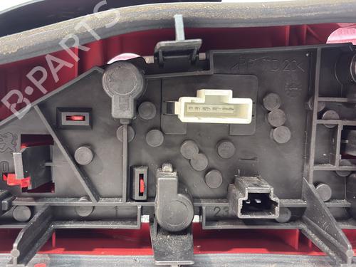 Used Left taillight Left taillight PEUGEOT 406 (8B) 1.8 16V (110 hp) 33114772 33114772