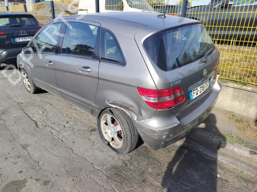 Pièces Détachées Usagées MERCEDES-BENZ B-CLASS Sports Tourer (W245) B 180 CDI (245.207) 4867509