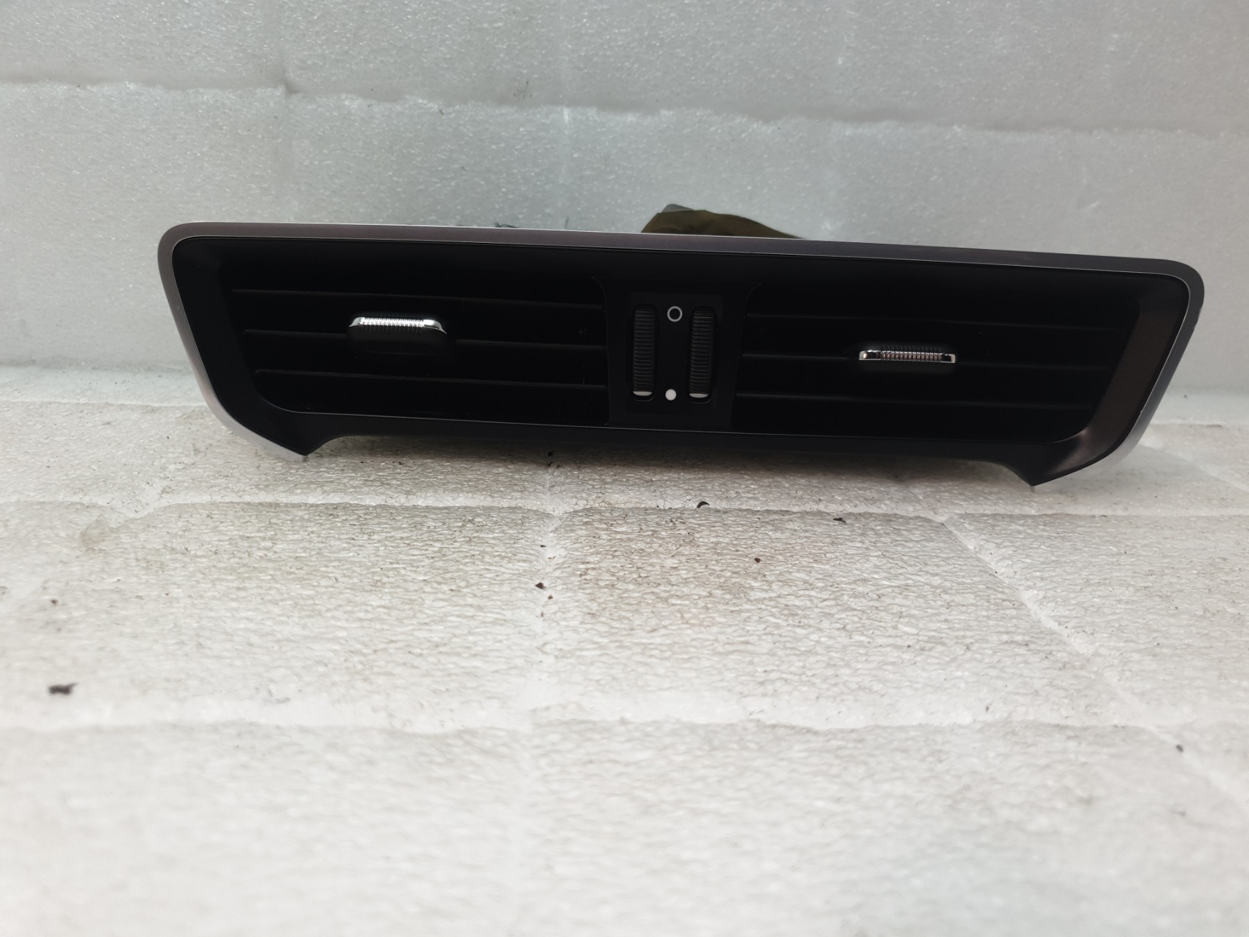 Air vent – Porsche 911 (991) 3.8 Carrera 4S (2012-2019)
