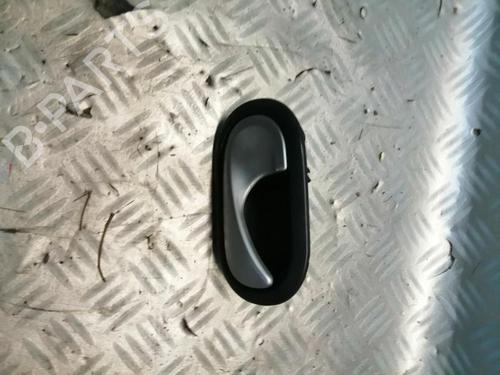 Used Front left interior door handle Front left interior door handle RENAULT TWINGO II (CN0_) 1.5 dCi (CN0E) (64 hp) 22590217 22590217