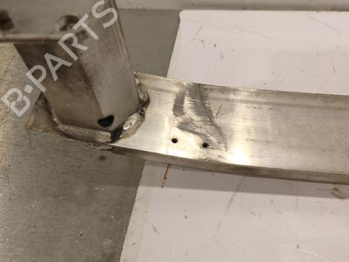 Used Front bumper reinforcement Front bumper reinforcement 38424518 38424518
