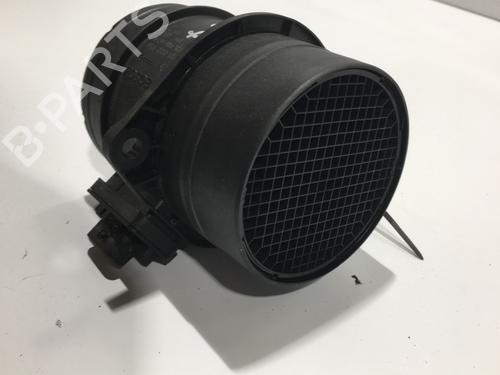 Used Mass air flow sensor Mass air flow sensor AUDI A3 Sportback (8VA, 8VF) 2.0 TDI (150 hp) 22572825 22572825