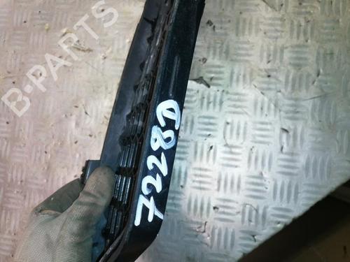 Used Grille Grille 22581550 22581550