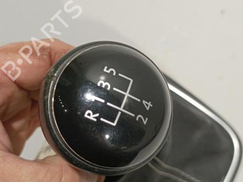 Used Shift knob Shift knob VW GOLF VI (5K1) 1.4 (80 hp) 22585954 22585954