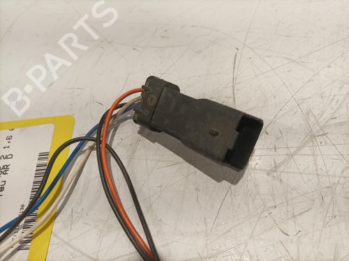 Used Lamp holder Lamp holder OPEL VIVARO A Van (X83) 2.0 CDTI (F7) (90 hp) 31597434 31597434