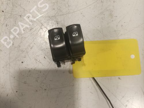 Used Left front window switch RENAULT CLIO III (BR0/1, CR0/1) 1.5 dCi (C/BR0G, C/BR1G) (68 hp) 28374817