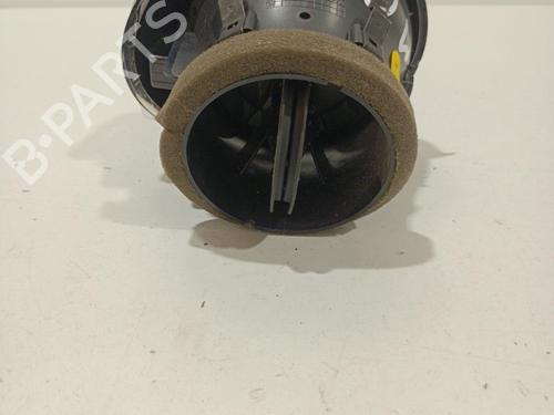 Used Air vent AUDI A1 (8X1, 8XK) 1.6 TDI (105 hp) 22575360
