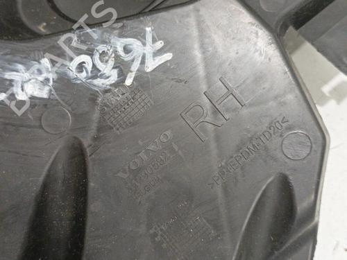 Used Rear bumper bracket VOLVO V40 Hatchback (525) D2 (114 hp) 22572265