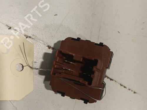Used Switch RENAULT CLIO IV (BH_) 1.5 dCi 90 (90 hp) 22570889