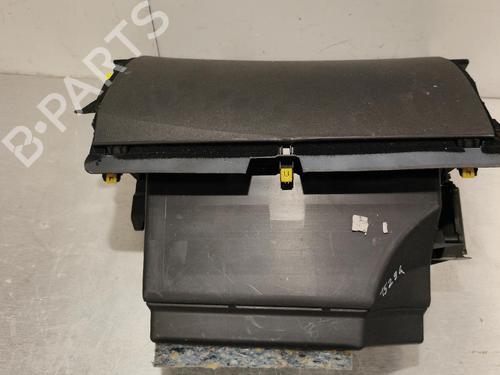 Vano posta oggetti Vano posta oggetti RENAULT MEGANE IV Hatchback (B9A/M/N_) [2015-2026] 36650801 36650801