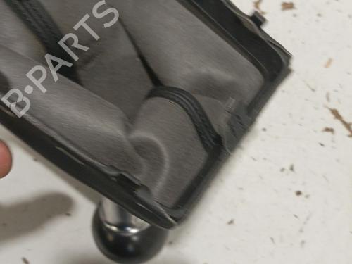 Used Gear lever AUDI A3 Sportback (8VA, 8VF) 1.6 TDI (110 hp) 22571764