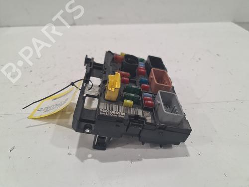 Used Fuse box Fuse box PEUGEOT 207 (WA_, WC_) 1.6 HDi (109 hp) 35924419 35924419