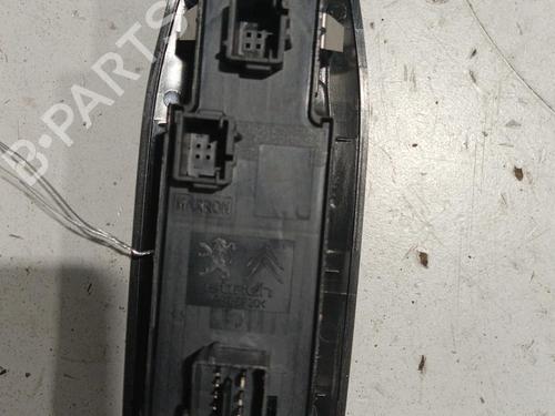 Left front window switch PEUGEOT 208 I (CA_, CC_) 1.2 PureTech 82 | BP22577167I27 - Image 2