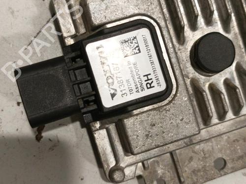 Used Control unit VOLVO V40 Hatchback (525) D2 (114 hp) 22582251