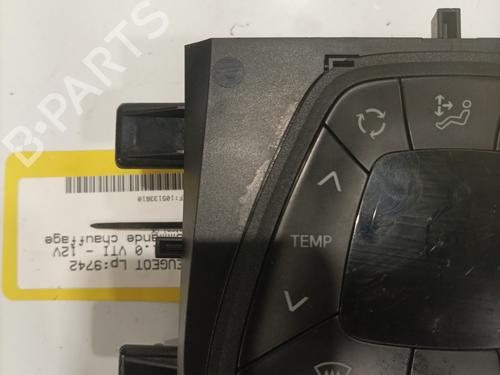 Used Climate control Climate control PEUGEOT 108 1.0 VTi (69 hp) 25594298 25594298