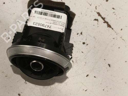 Air vent AUDI A3 Sportback (8VA, 8VF) 1.6 TDI | BP22571734I21 