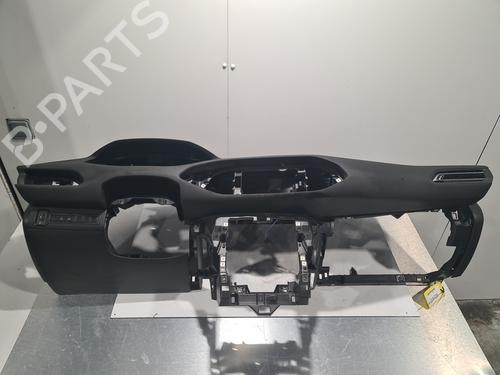 Used Dashboard Dashboard PEUGEOT 308 II (LB_, LP_, LW_, LH_, L3_) 1.2 THP 130 (131 hp) 32241425 32241425