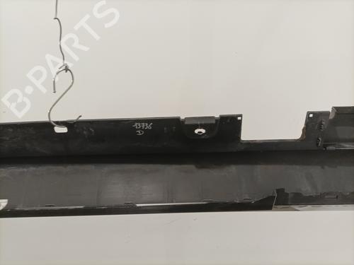 right-sideskirt-mercedes-benz-e-class-w213-2016-33829717 main image