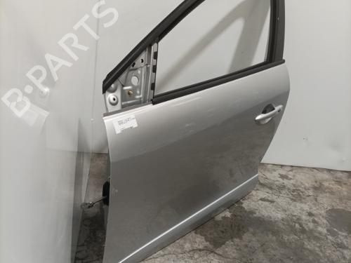 Left front door RENAULT MEGANE III Grandtour (KZ0/1) 1.5 dCi (KZ1G, KZ1W, KZ0R) | BP22573490C2