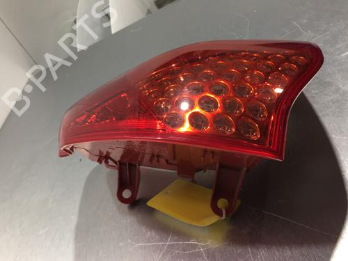 Used Right taillight Right taillight PEUGEOT 3008 I MPV (0U_) 2.0 HDi 150 / BlueHDi 150 (150 hp) 22573093 22573093