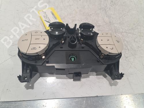 climate-control-fiat-500-312_-2007-32714123 main image