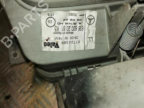 Used Right headlight MERCEDES-BENZ V-CLASS (638/2) V 220 CDI (638.294) (122 hp) 22578689
