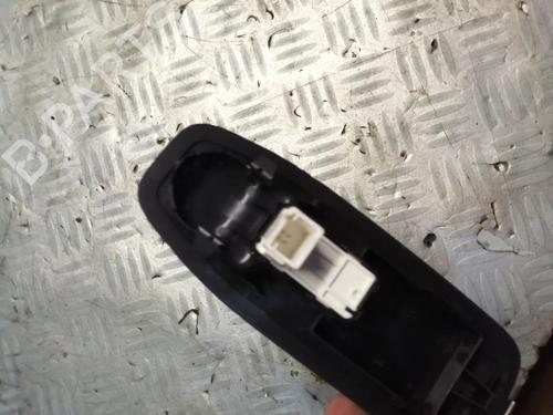 right-front-window-switch-peugeot-2008-i-cu_-16-hdi-2013-22589829 main image