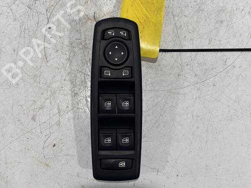 Used Left front window switch RENAULT MEGANE III Hatchback (BZ0/1_, B3_) 1.5 dCi (BZ09, BZ0D, BZ1W, BZ29, BZ14) (110 hp) 27723166