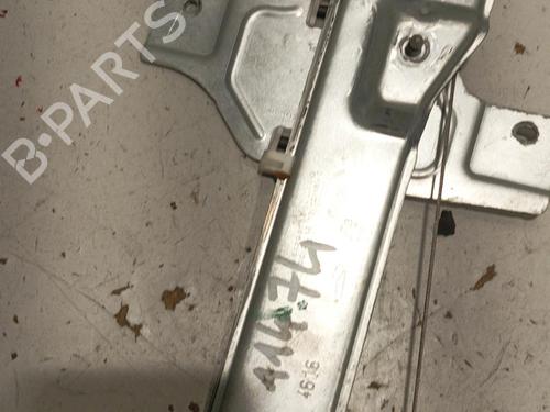 Used Front left window mechanism Front left window mechanism CITROËN C3 III (SX) 1.2 THP 110 (SXHNPS, SXHNZT, SXHNZ6) (110 hp) 22570348 22570348