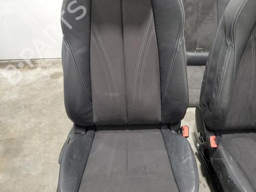 Sæde sæt Sæde sæt AUDI TT (FV3, FVP) 1.8 TFSI (180 hp) 29848053 29848053