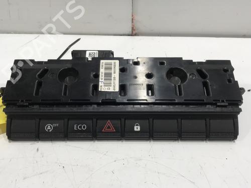 Warning switch RENAULT CLIO V (B7_) 1.5 Blue dCi 85 (B7AG) | BP26436766I22 - Image 4