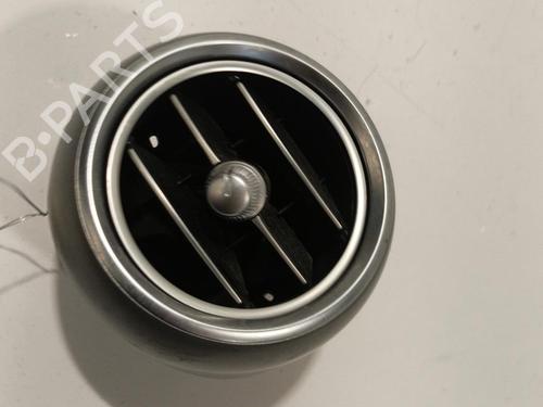 Used Air vent MERCEDES-BENZ C-CLASS (W205) C 220 d (205.014) (194 hp) 22576123