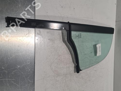 front-left-quarter-glass-smart-fortwo-coupe-451-2007-33025823 main image