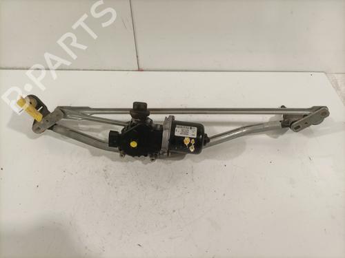 Used Front wiper motor DACIA SANDERO II TCe 90 (B8M1, B8MA, B8AC) (90 hp) 25653199